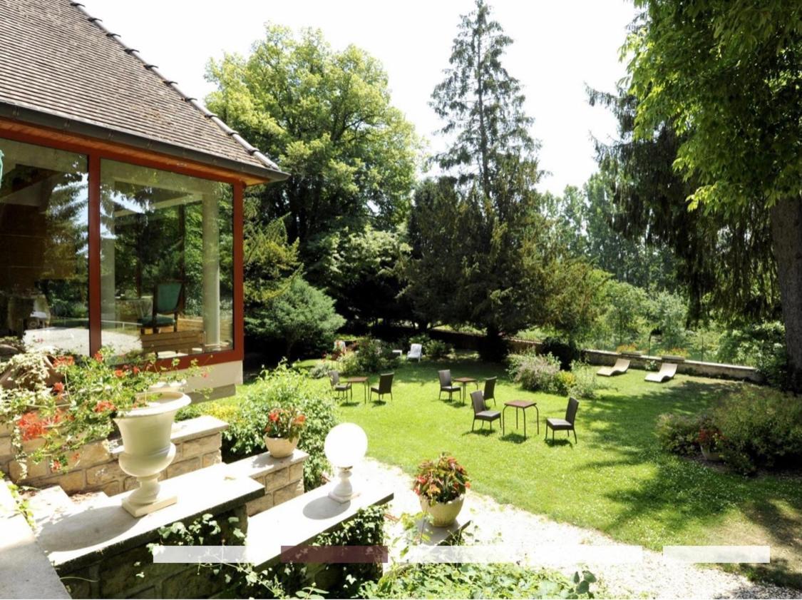 Logis Hostellerie La Chaumiere Arsonval Exterior photo