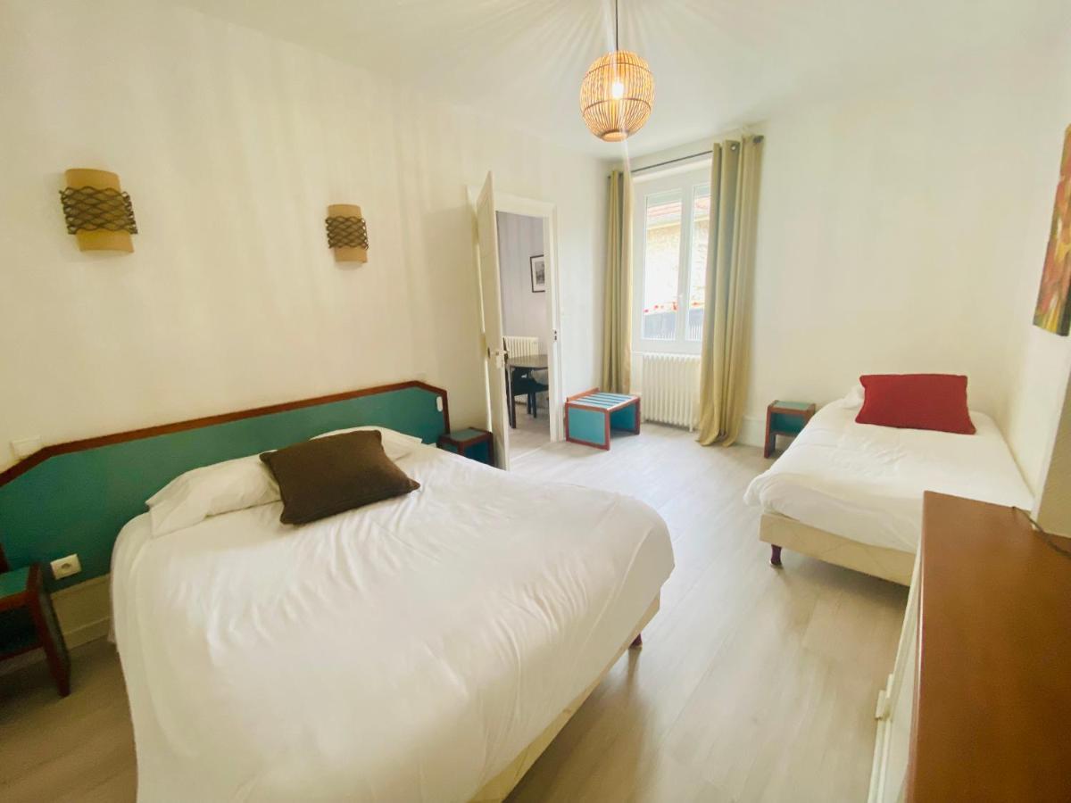 Logis Hostellerie La Chaumiere Arsonval Exterior photo