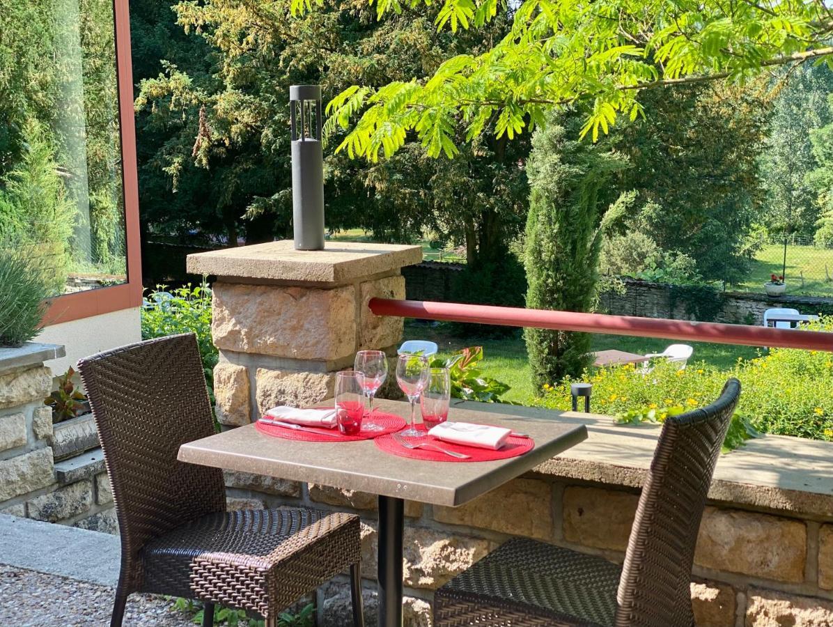 Logis Hostellerie La Chaumiere Arsonval Exterior photo
